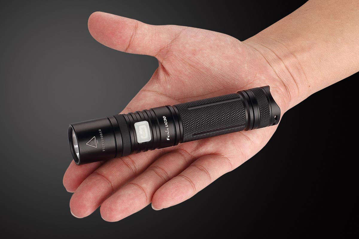fenix flashlight 960 lumens PD35R ACE Multi-mode Tactical C charging in just 1.5 hours ensures quick readiness Fenix PD35 1 x 18650