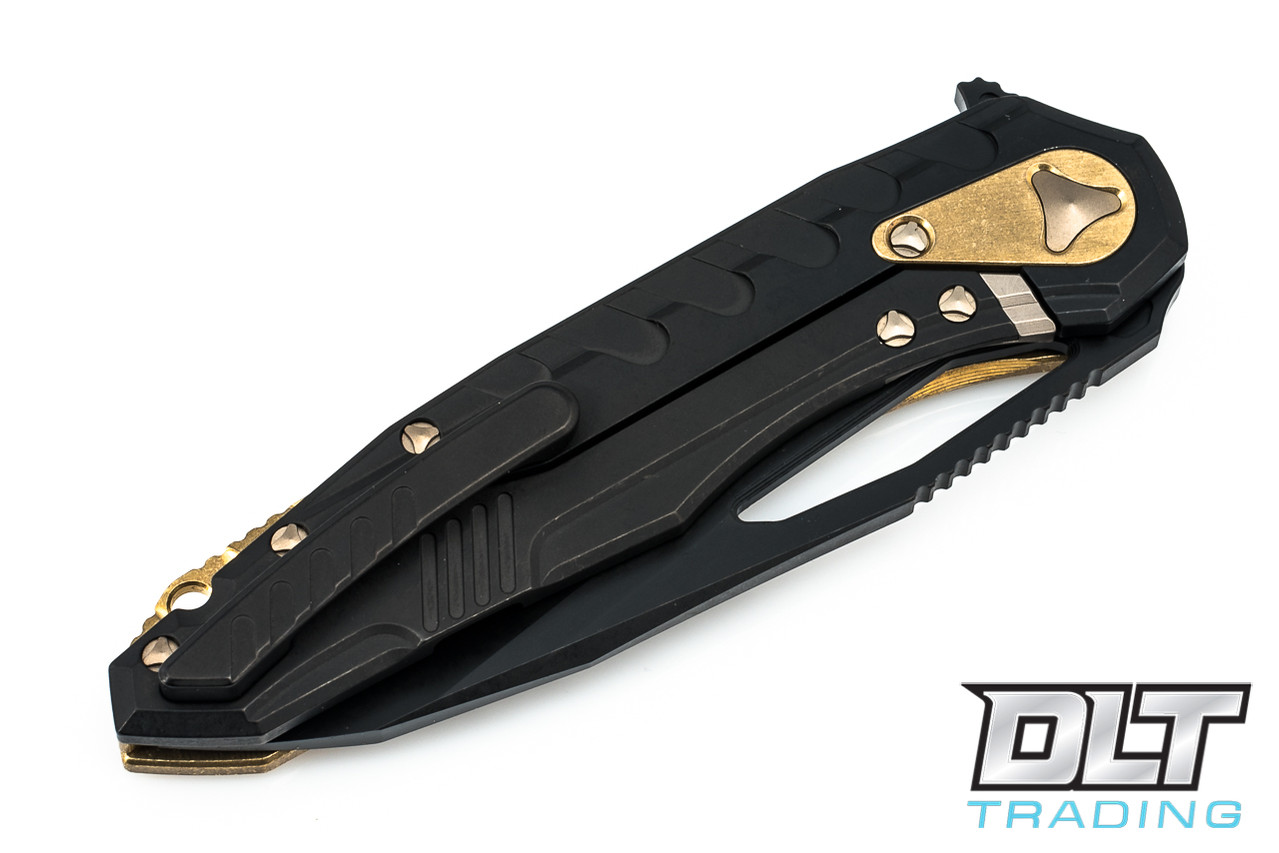 Microtech | 196-16DLCBR Sigil - Brass Handle - DLC Blade
