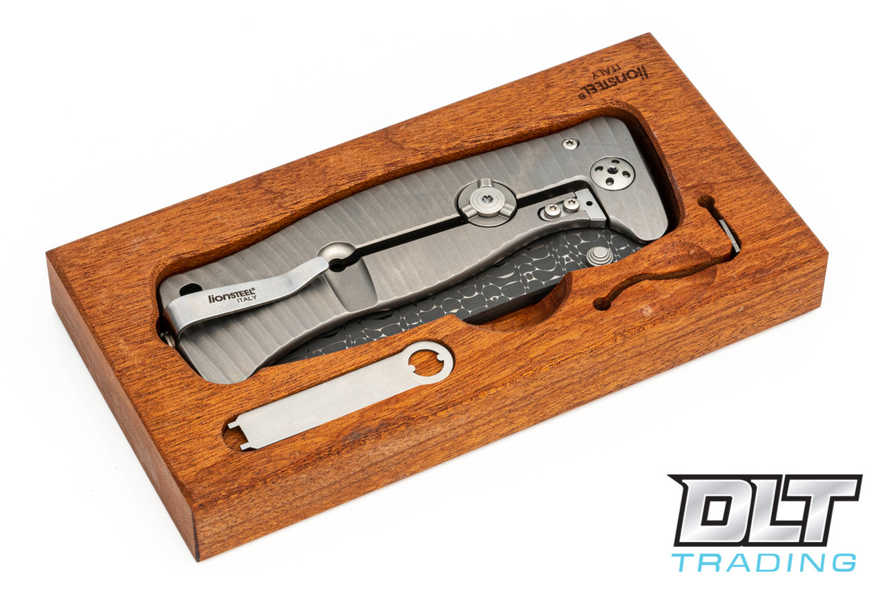 LionSteel SR1 - Grey Titanium - Chad Nichols Lizard Damascus - DLT