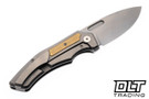 Griffin Scout F3.5 - Stonewashed Titanium - Brass Inlay - Stonewashed MagnaCut Blade