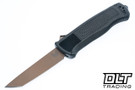 Benchmade Shootout 5370FE-08 - CF-Elite - Flat Earth S30V Tanto Blade