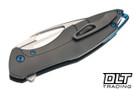Koenig Arius - Smooth Carbon Fiber Handle - Brightwashed M390 Blade - Polished Flats - Blue Anodized Hardware
