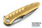 Microtech 196-12APBR Sigil - Brass Handle - Apocalyptic Blade - Fully Serrated