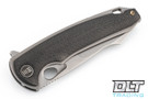 We Knife 810E - Grey Titanium Liner - Carbon Fiber Scale - Stonewashed Blade