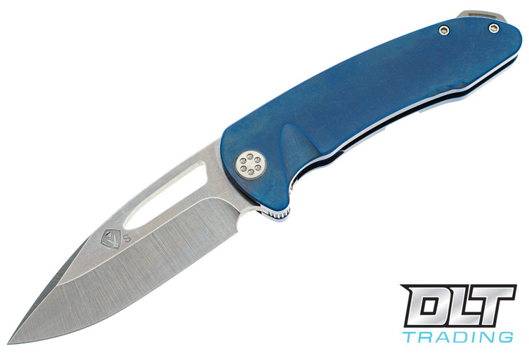 Medford On Belay - Tumbled S35VN - Blue Anodized Titanium