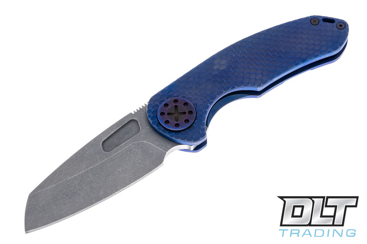 Curtiss F3 Medium Non Flipper - Wharncliffe MagnaCut - SPM Milling - Blue Stonewash Titanium - Blasted Blue Hardware
