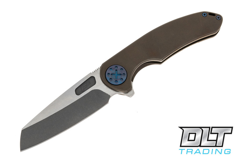 Curtiss F3 Large Flipper - Wharncliffe MagnaCut - Bronze Stonewash Titanium - Blue Hardware