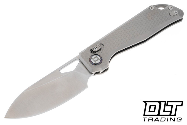 Kunwu Pulsar XL Diamond Texture Bead Blast Titanium - Satin Elmax Blade Kunwu Pulsar XL Diamond Texture Bead Blast Titanium - Satin Elmax Blade