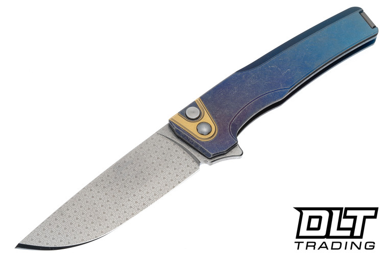 MachineWise Sonora - Distressed Plum to Blue Fade Anodized - Fine Step Textured Titanium - Brass Bolster - LP-4 Patterned 20CV Blade