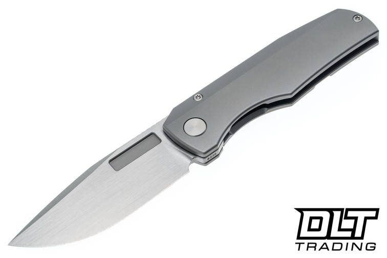 Vero Engineering Nova Mini - Stonewashed Titanium - M390 Hand Satin Blade