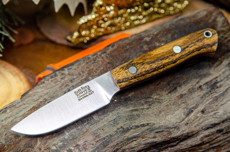 Blade Raid Little Creek MagnaCut Bocote - Red Liners