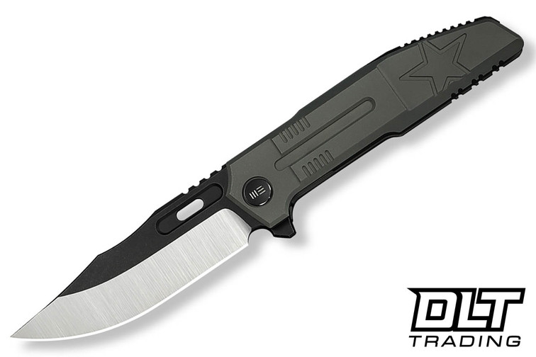 WE Knife Barracks WE25078-1 - Dark Olive Titanium - Hand Polished Satin - Black Stonewash Flats M390