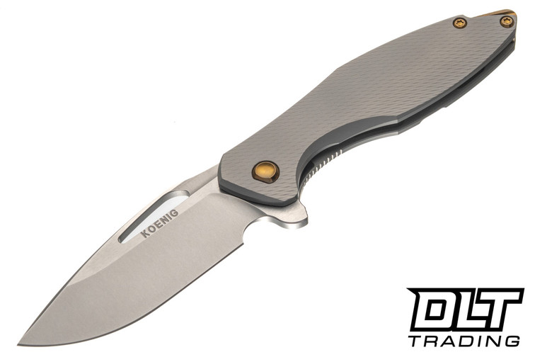 Koenig Mini Arius - Corda Pattern Titanium Handle - Burnished M390 Blade - Polished Flats - Bronze Hardware