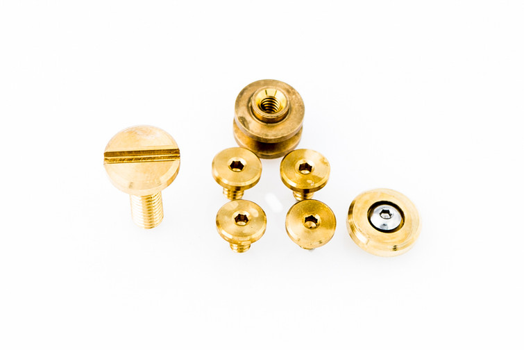 Hinderer Jurassic Hardware Kit - Brass