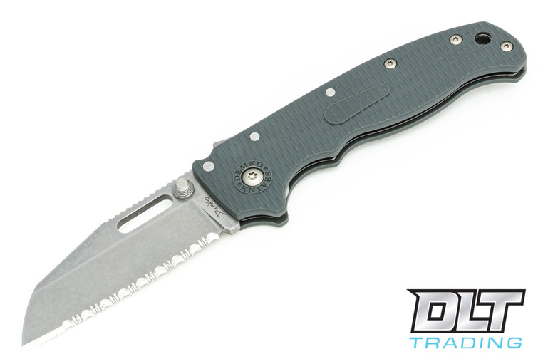 Demko AD20.5 - Slotted Shark Foot - Grey Grivory - Serrated