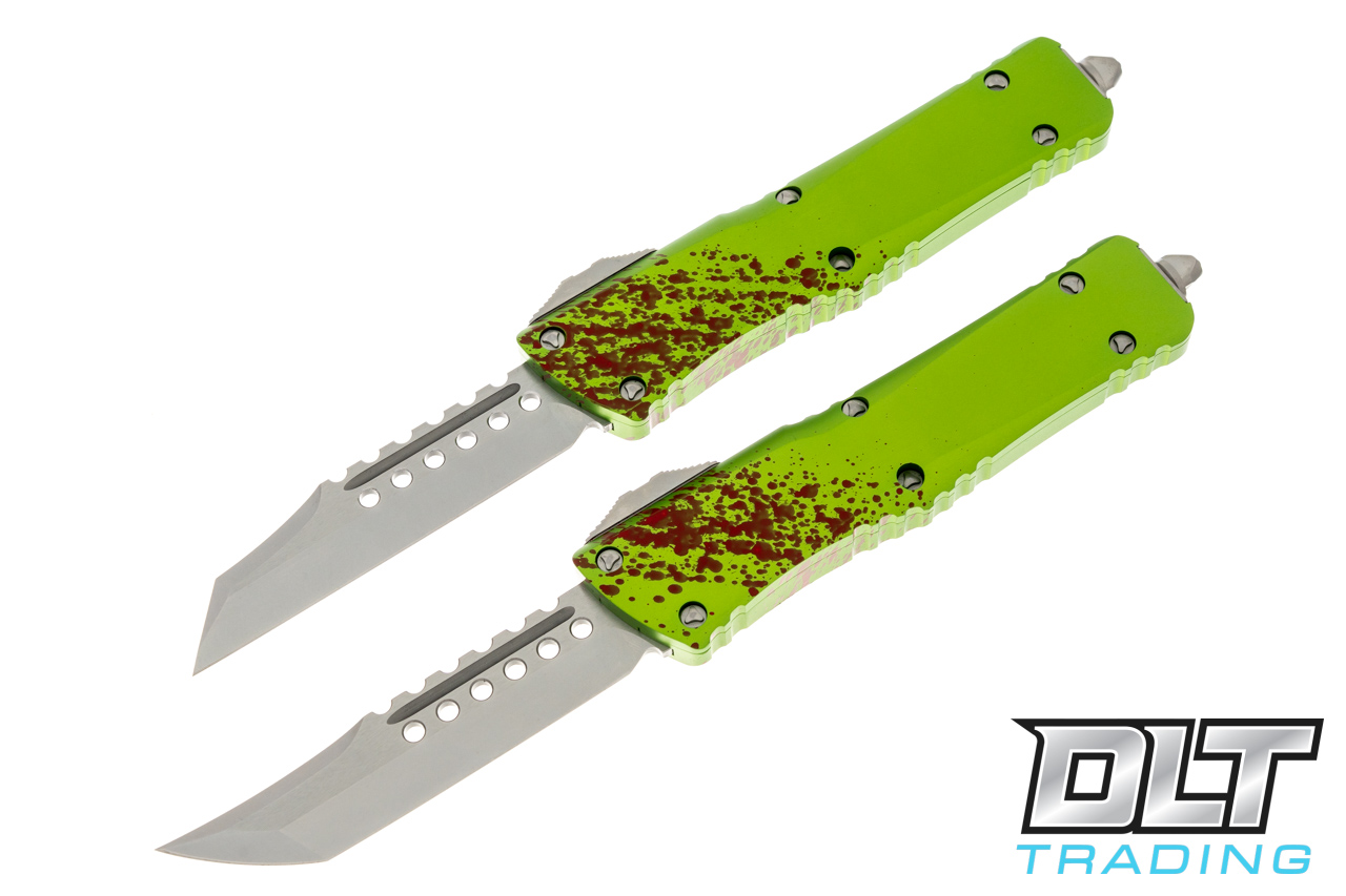 Microtech Combat Troodon Hellhound & Warhound Combo Set - Zombie