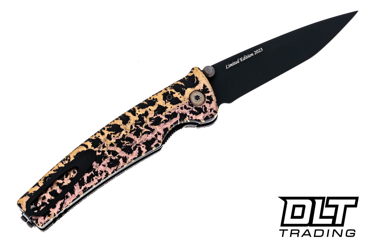 Mcusta MC-4BC-D8 Katana VG-10 Core San Mai Black & Metallic - 2023