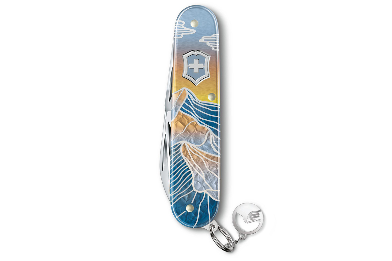 Swiss Army Cadet - Winter Magic 2023 Limited Edition - DLT Trading Swiss Army Cadet - Winter Magic 2023 Limited Edition - DLT Trading