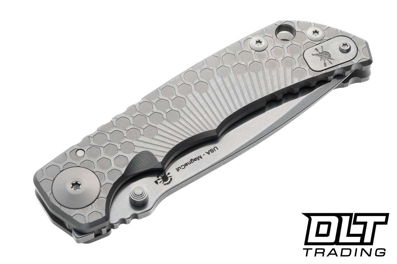 Spartan Harsey Folder MagnaCut - Octaburst - DLT Trading