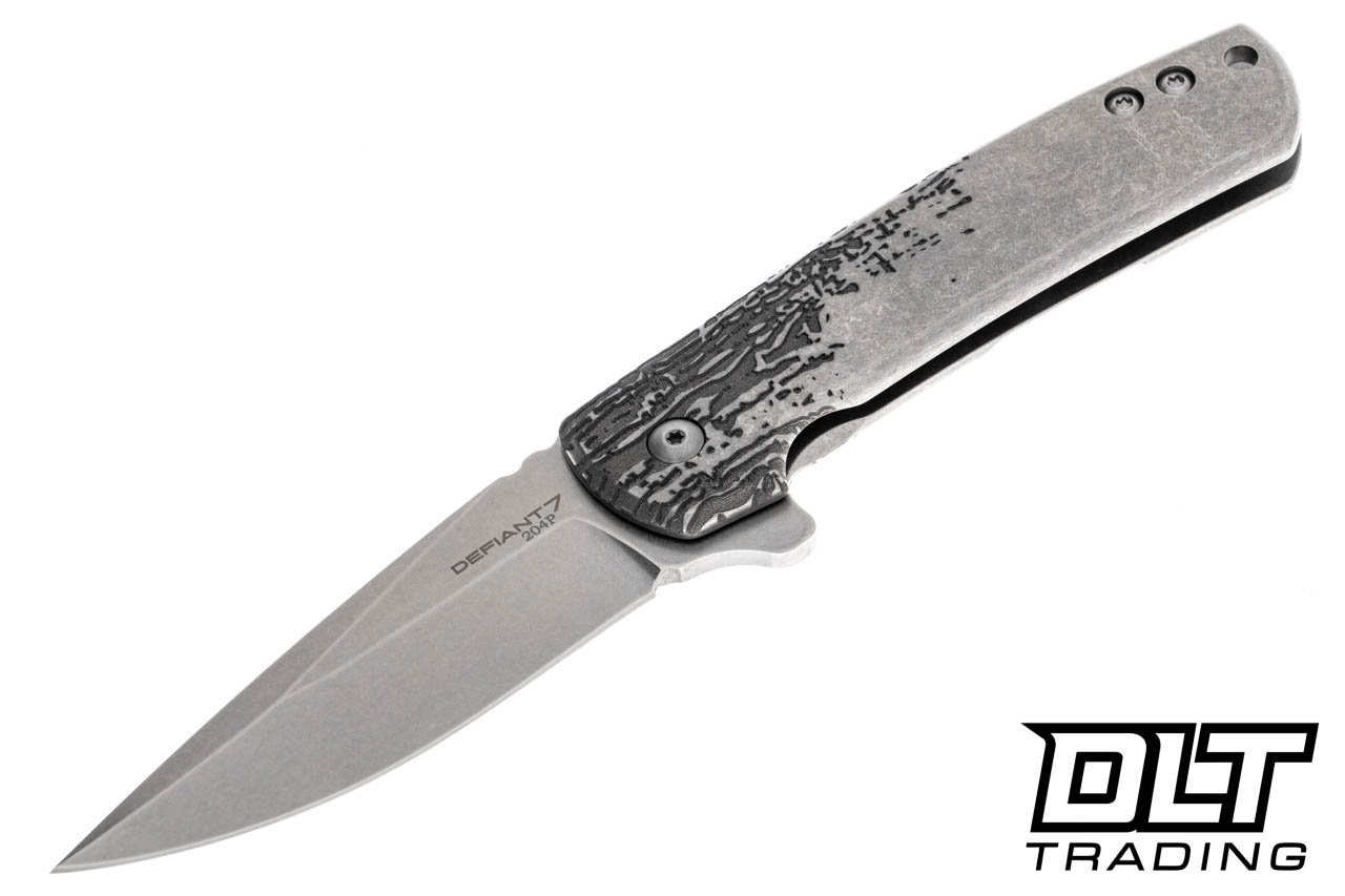 Defiant 7 Servo - Wood Grain Titanium - DLT Trading