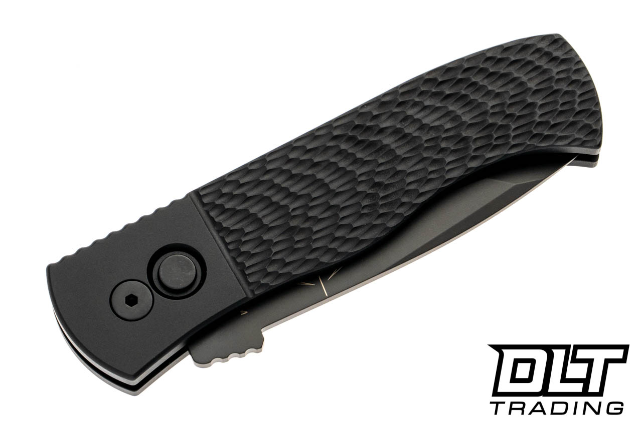 Pro-Tech Emerson CQC-7 Black Jigged | DLC 154CM Button-Lock