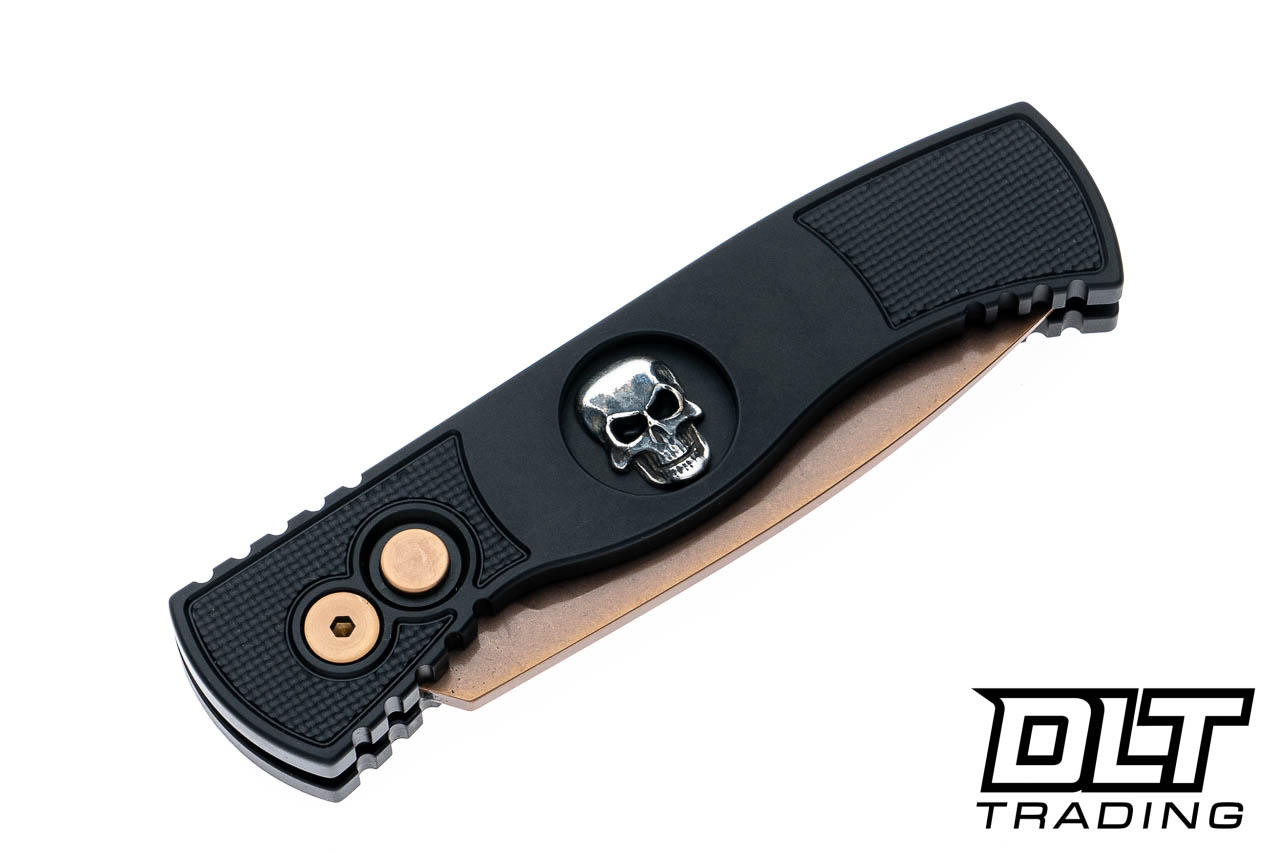 Pro-Tech TR-2 - Black Textured Handle - Sterling Silver Skull