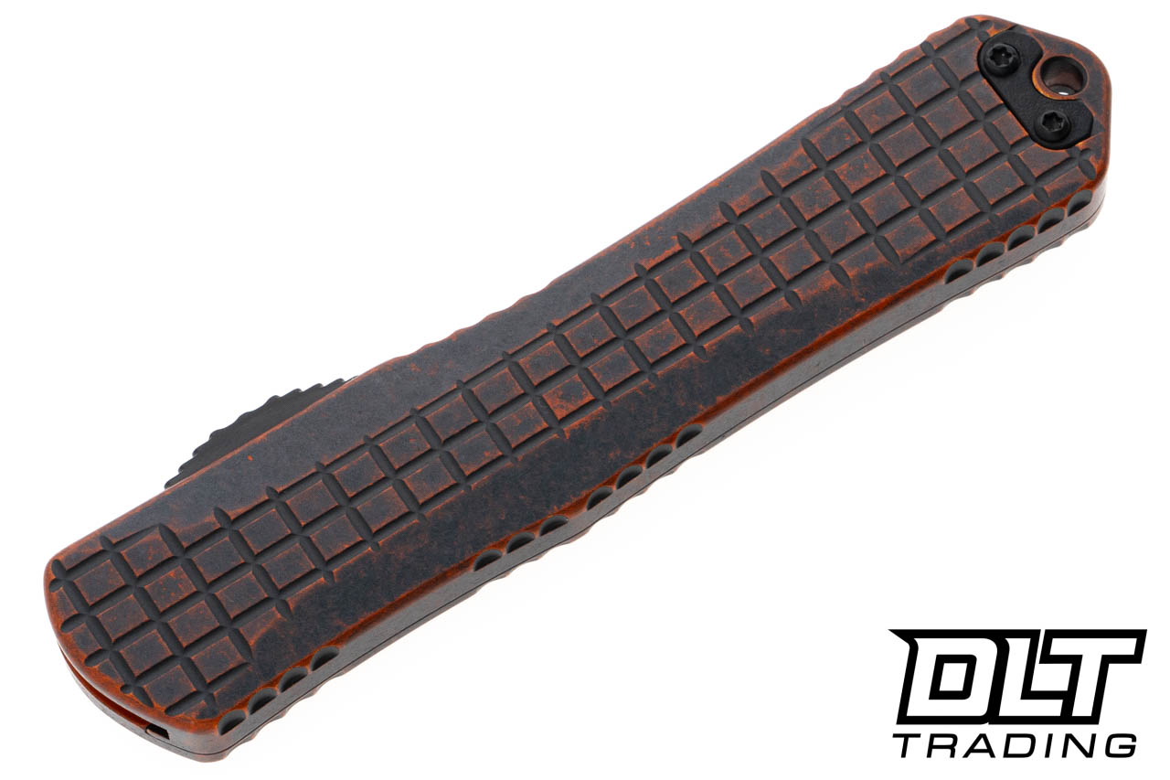 Heretic Manticore X Bowie OTF - DLC MagnaCut Blade - Grenade Grip