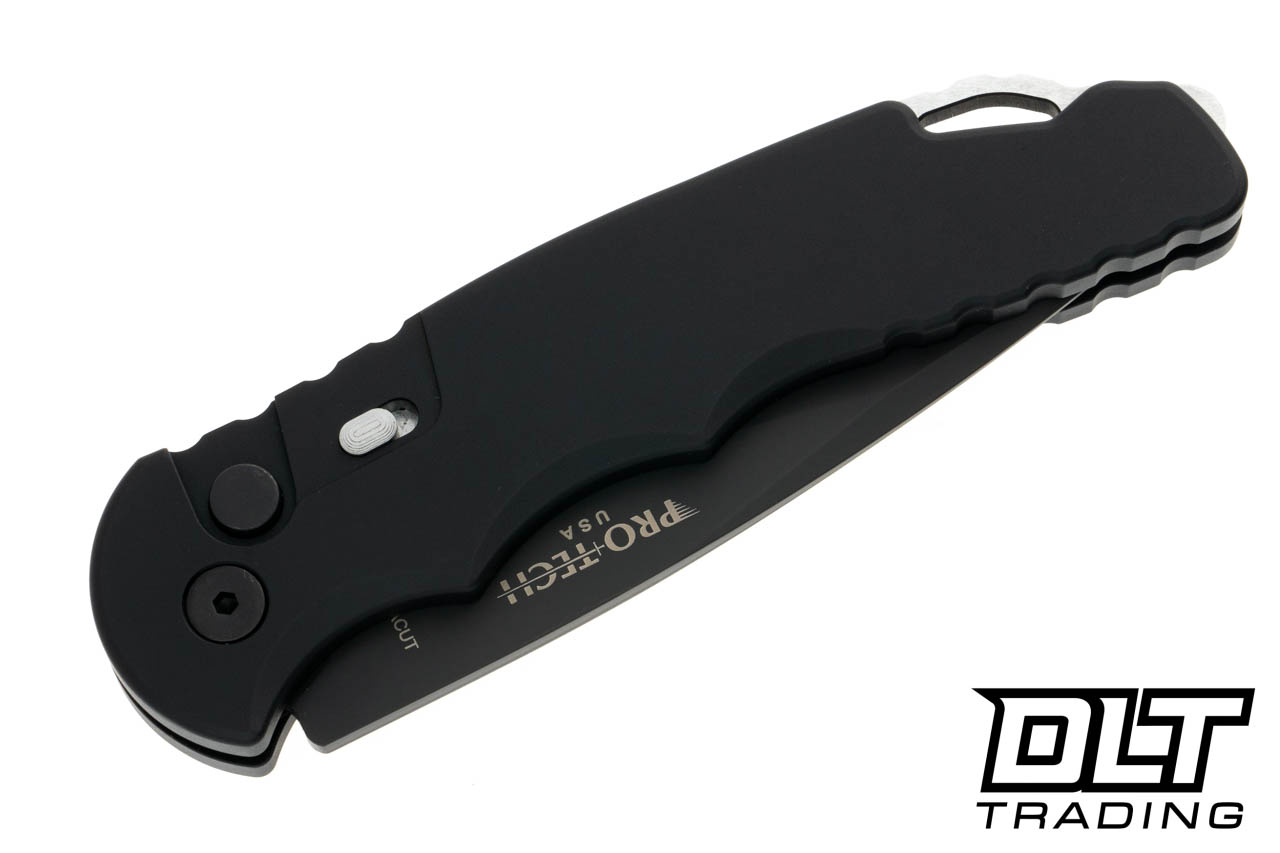 Pro-Tech TR-4 - Black Handle - Black MagnaCut Blade - DLT Trading