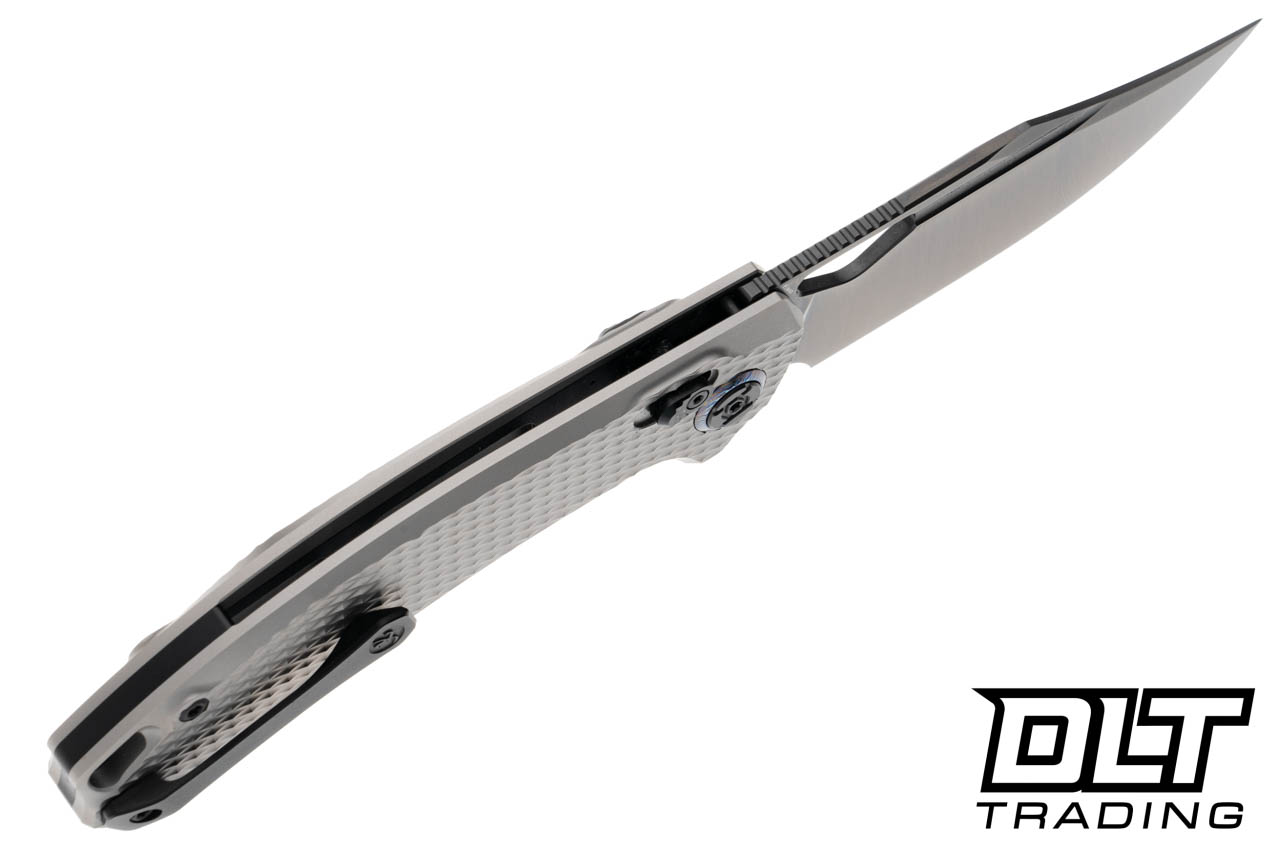 Kunwu Django XL - Diamond Bead Blasted Titanium - Satin DLC Elmax