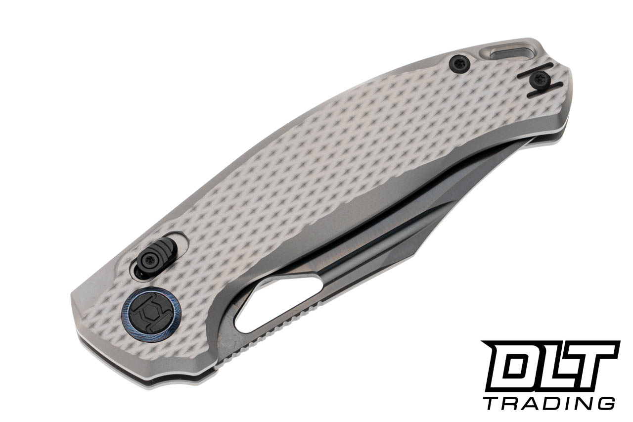 Kunwu Django XL - Diamond Bead Blasted Titanium - Satin DLC Elmax