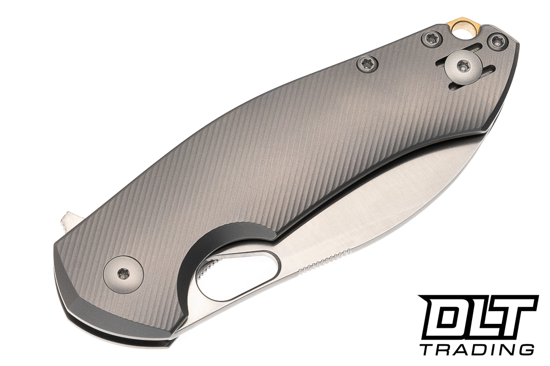 GiantMouse ACE Biblio XL - Satin MagnaCut Blade - Textured