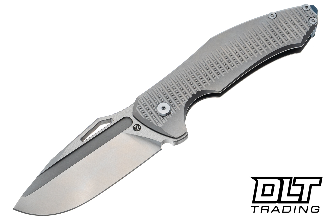 PMP Alpha Smilodon 14C28N - Titanium - Blue Backspacer & Clip