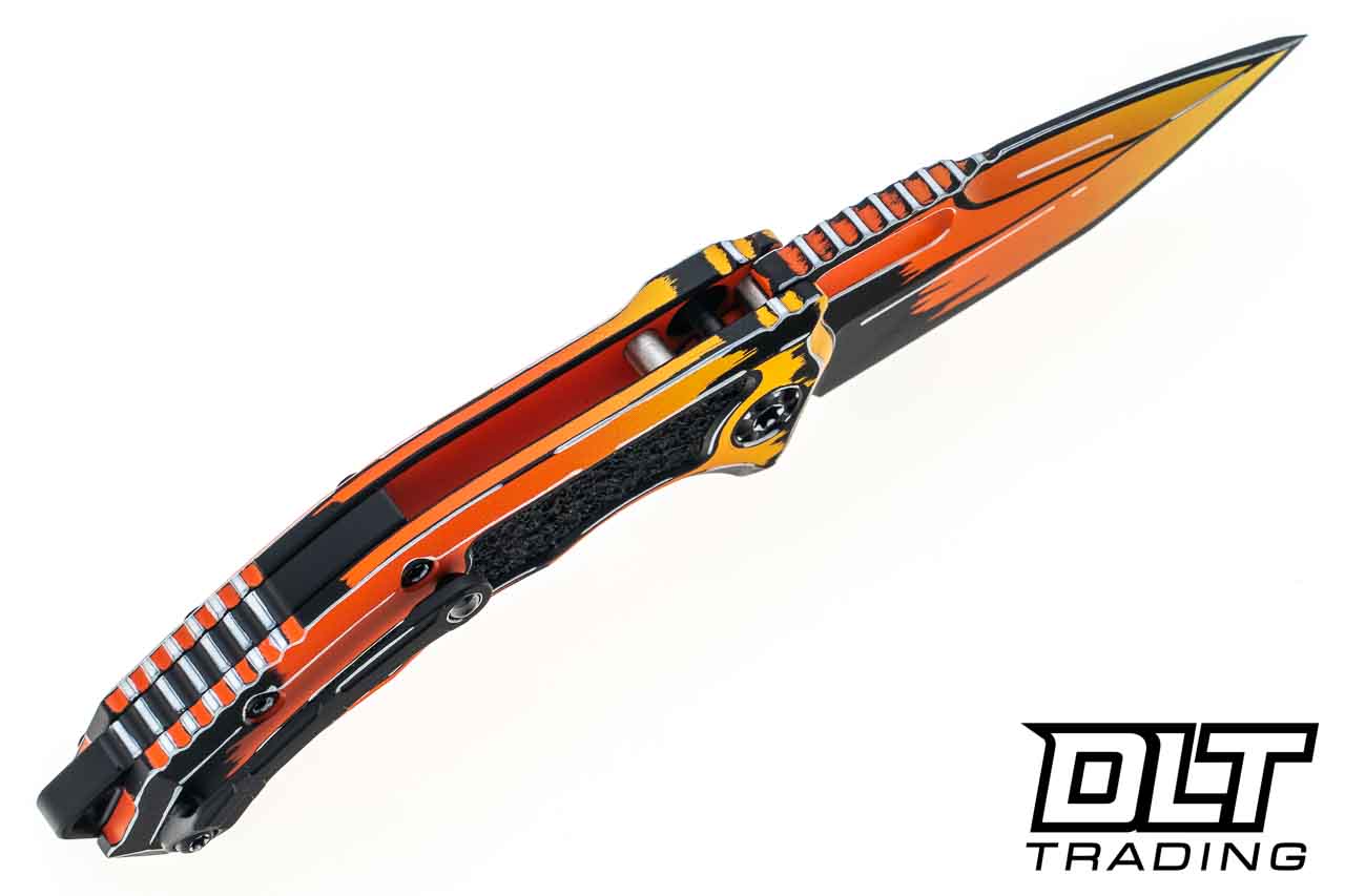 Heretic Medusa Auto T/E MagnaCut - Orange Cel Shading - DLT Trading