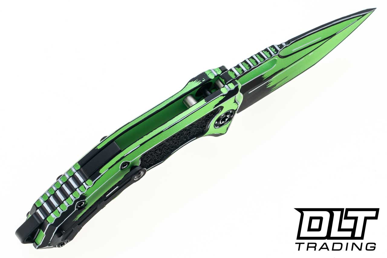 Heretic Medusa Auto T/E MagnaCut - Toxic Green Cel Shading - DLT
