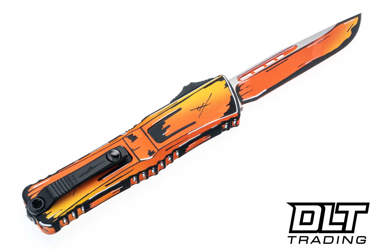 Microtech 1143-1ORCOMICS Combat Troodon Gen III S/E - Orange Comic