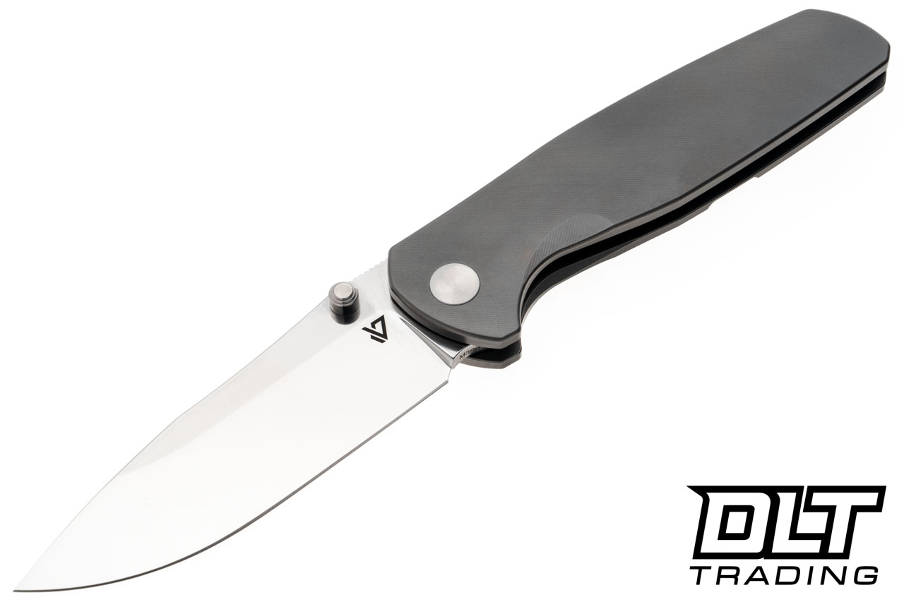 Vanguard ESOX 2 M390 Polished Blade - Gray Titanium
