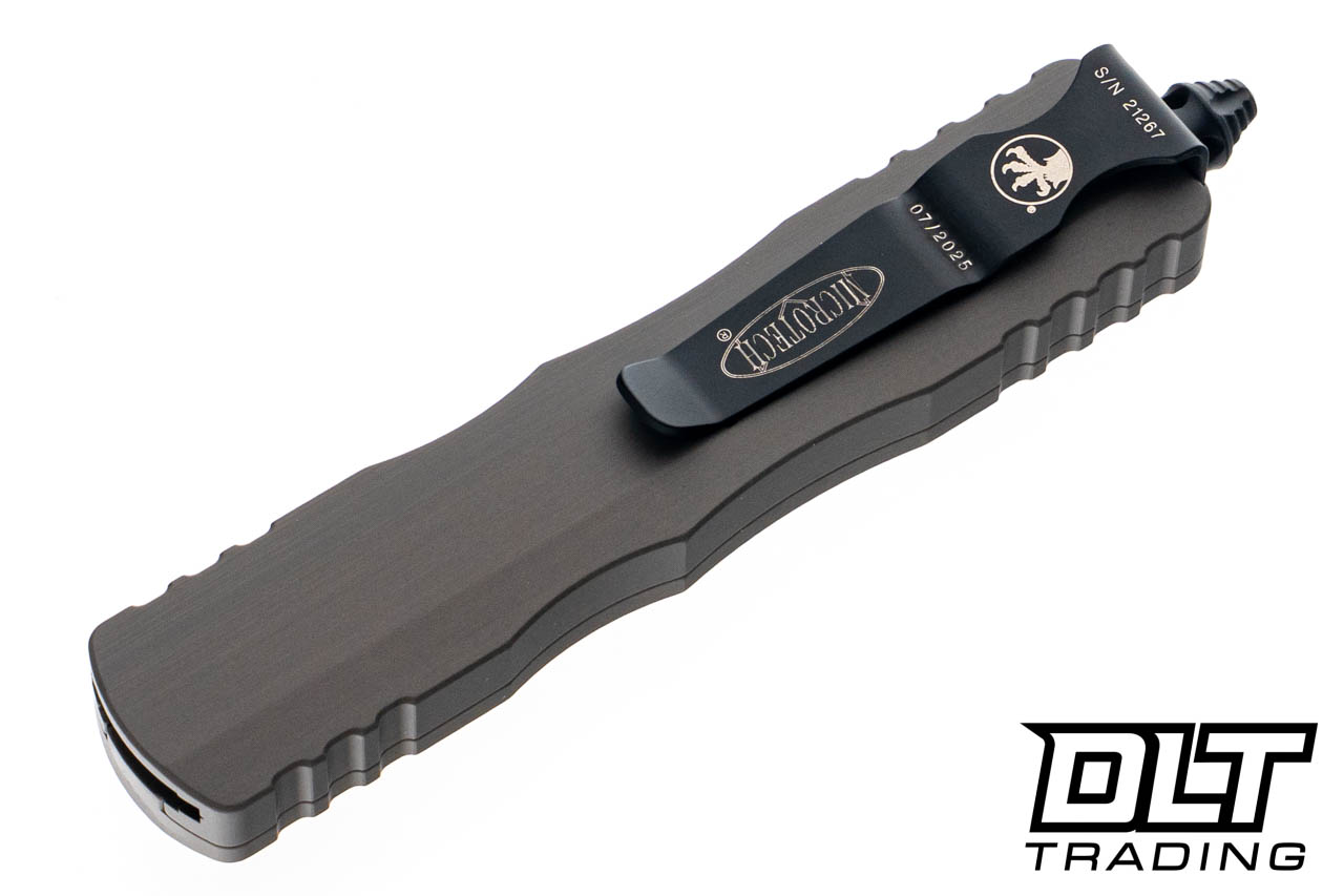 Microtech 225-1NC Dirac D/E - Natural Clear Handle - Black Blade