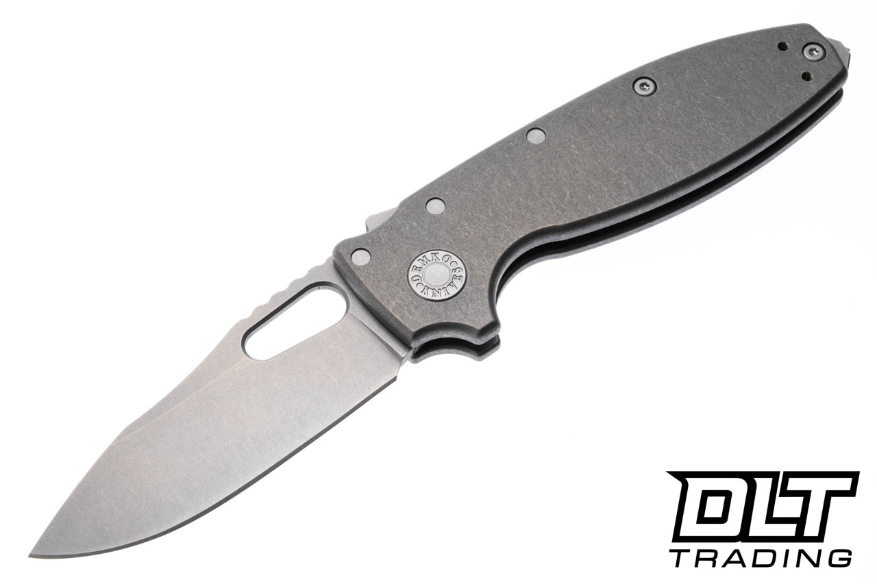 ｕｎｋｏ（閣下） Demko Shark-A-Tac - Smooth Titanium - Stonewash MagnaCut Blade