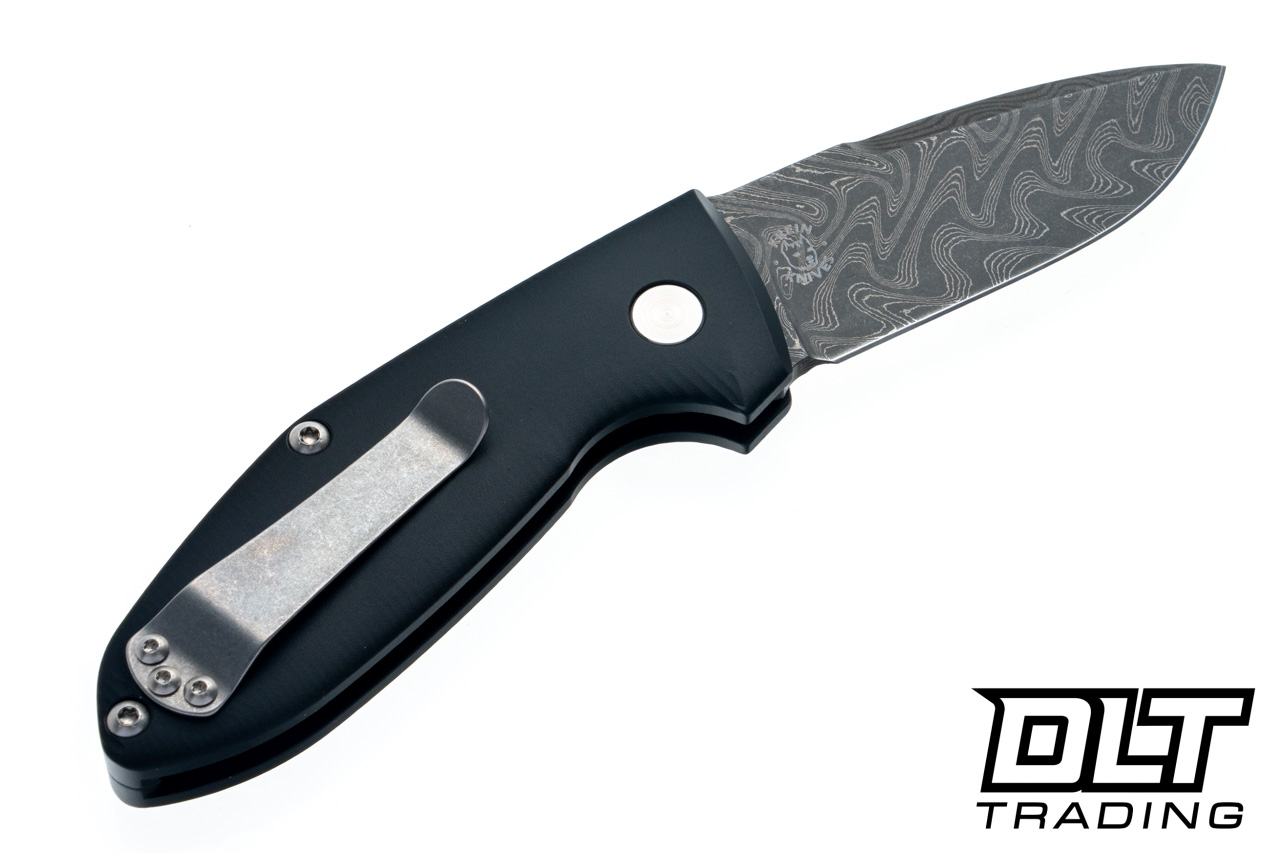 徳之島　57mm Defiant 7 Alpha - Black Aluminum Handle - Nichols Black Boomerang