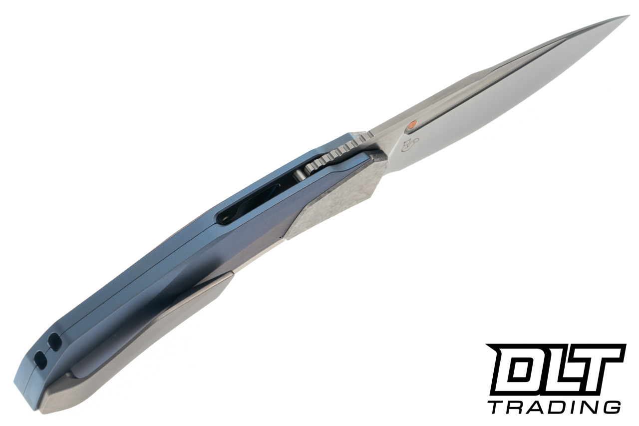Poikilo Blade VK Flow S1 - Blue Ano Titanium Handle - Silver Inlay