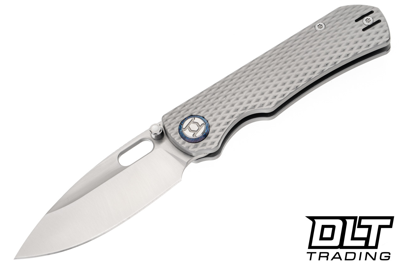 Kunwu Compact Verta Excalibur - Grey Diamond Texture Titanium