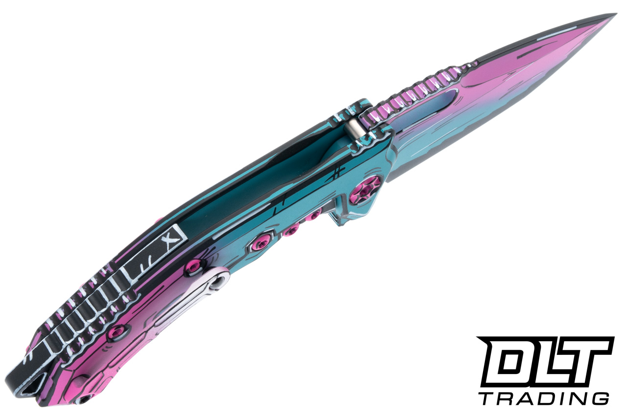 【ラプンツェル様用】NAUMACHIA / Callous Kagathos Heretic Medusa Manual Tanto - Miami Vice Cel Shading - DLT Trading