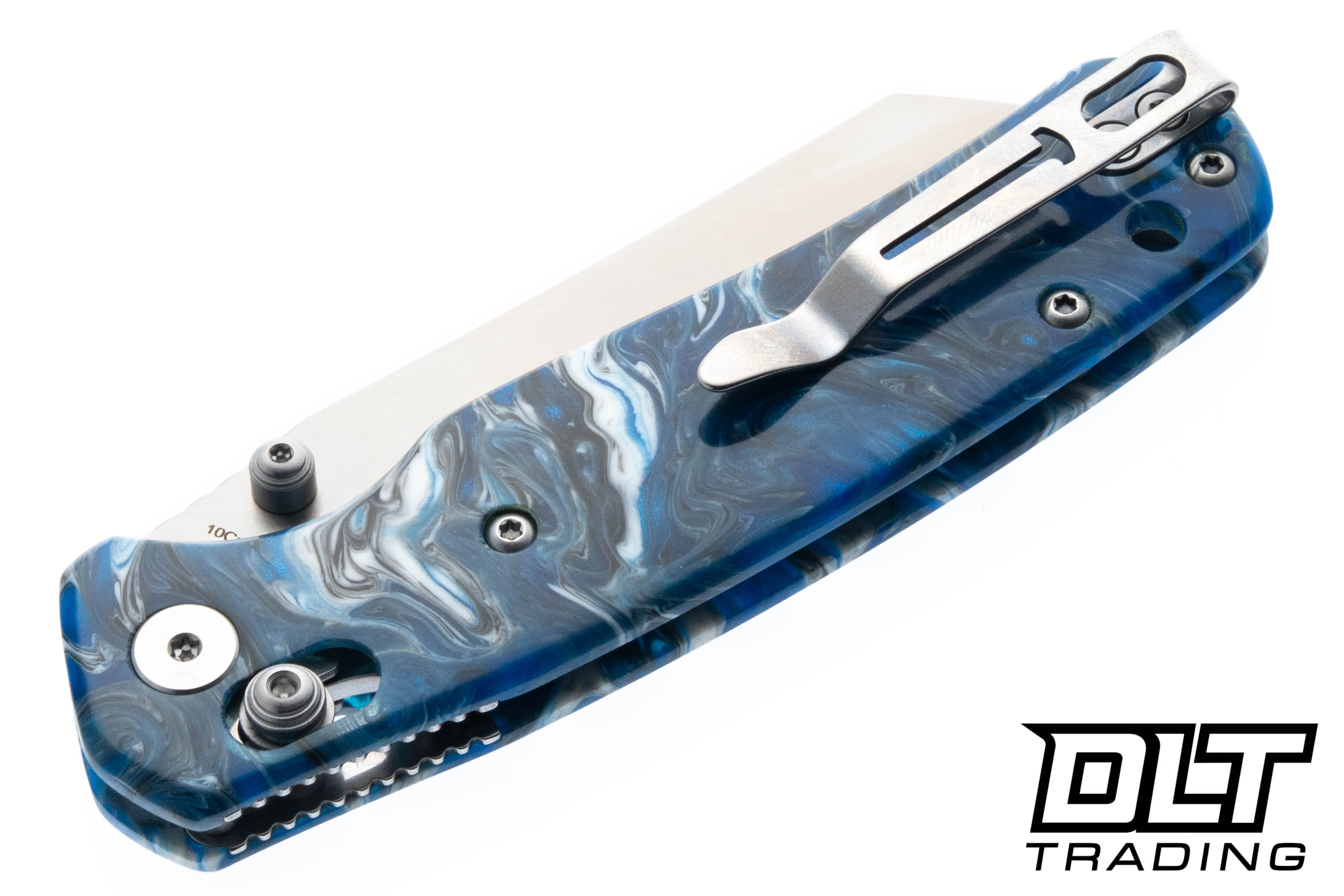 Bestechman Cicada's Wing - Blue Resin - Satin 10Cr15MoV Blade