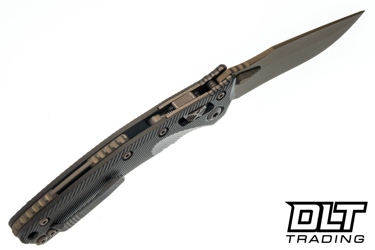 Microtech Amphibian Ram-Lok S/E - Fluted Dark Burnt Bronze Handle