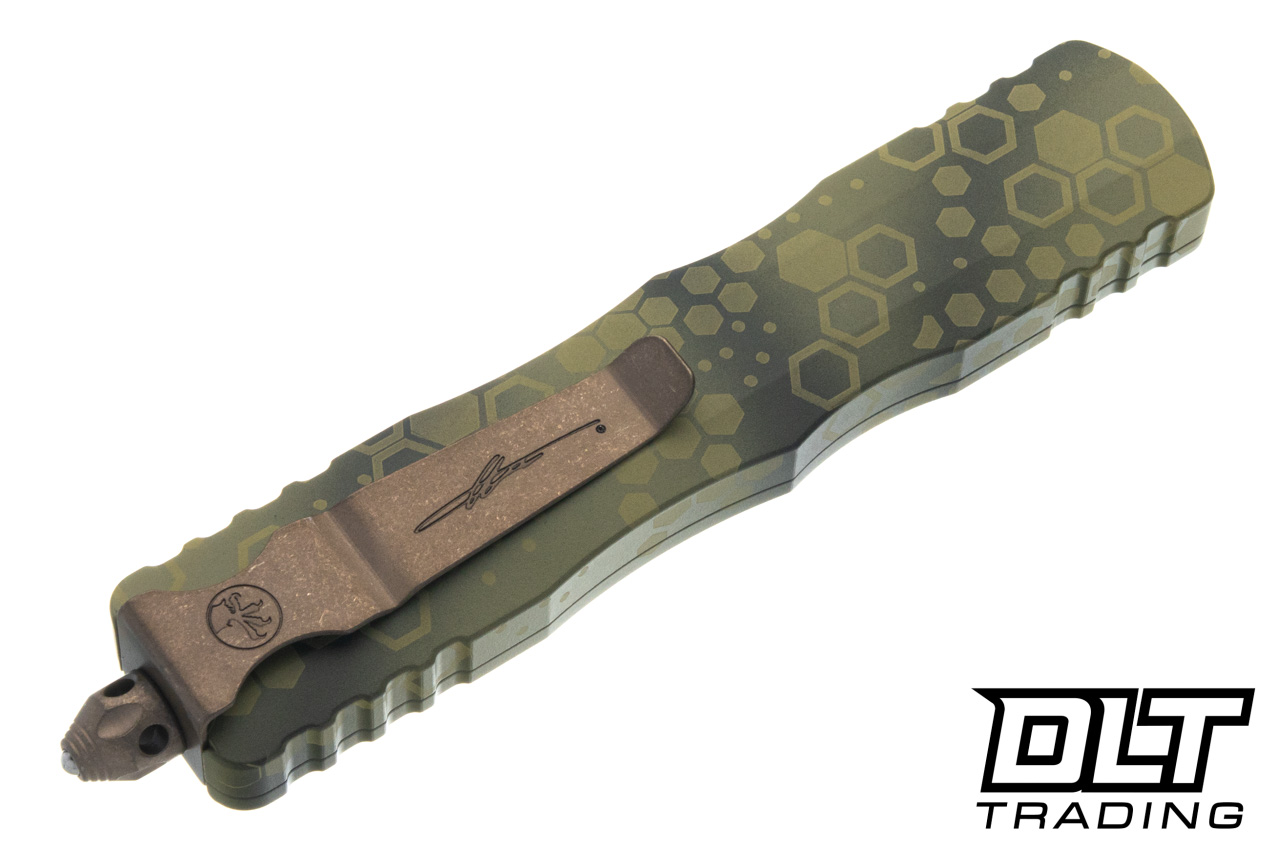 Microtech Dirac Delta - Bazooka Hex Camo Handle - Bronze