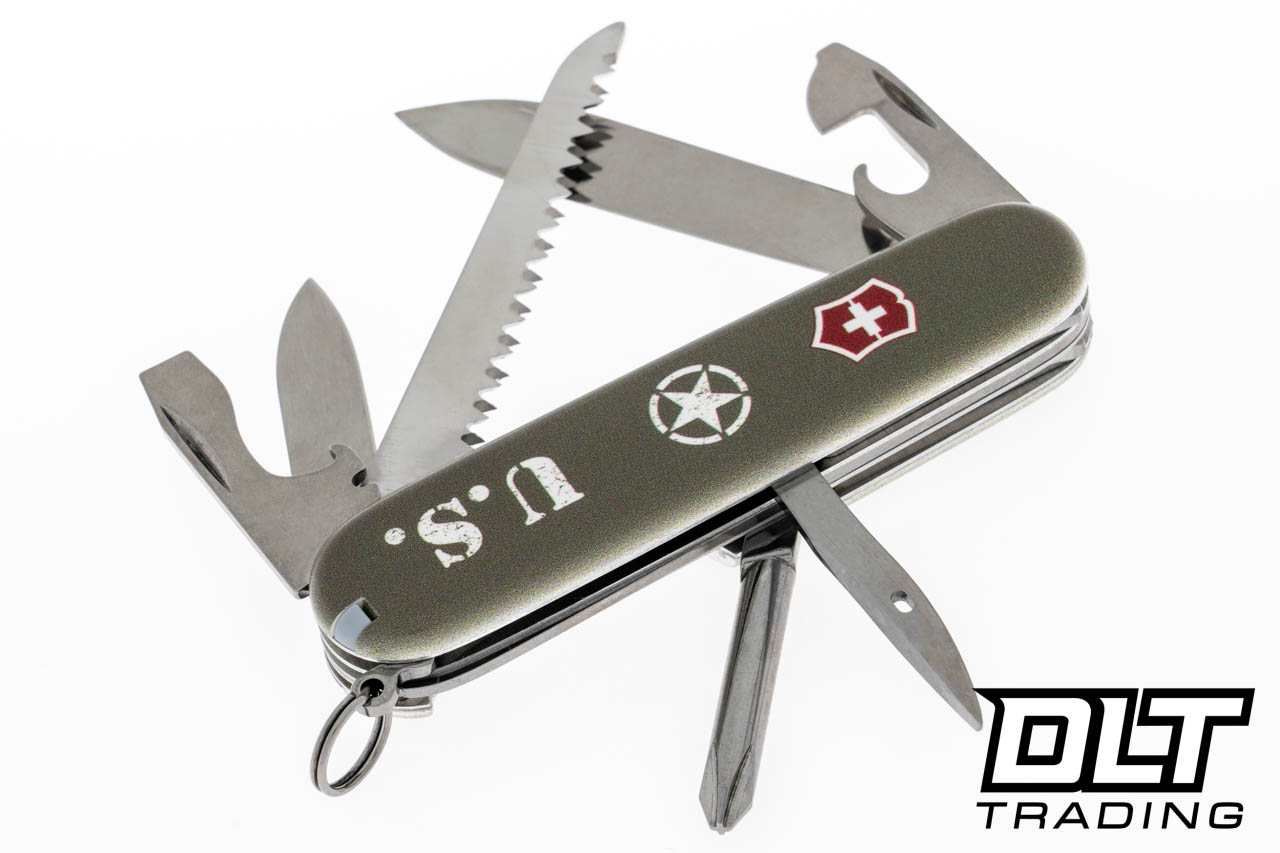 Victorinox スタンダード　四点 Swiss Army Hiker Invasion Star - DLT Trading