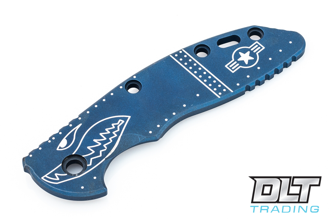 Hinderer 3 5 Xm 18 Smooth Titanium Handle Scale Battle Blue