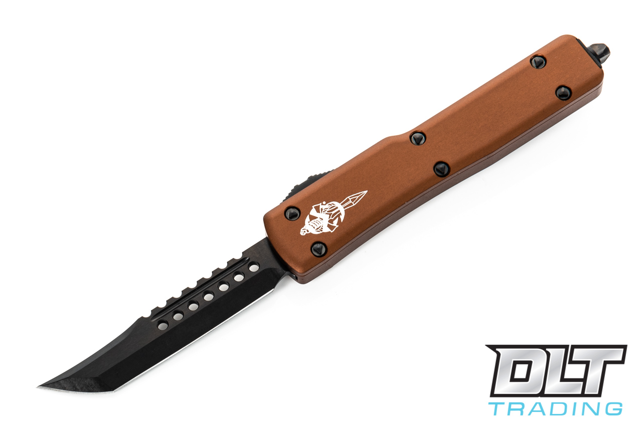 Microtech UTX-70 Hellhound - Tan Handle - DLC Blade - Signature Series