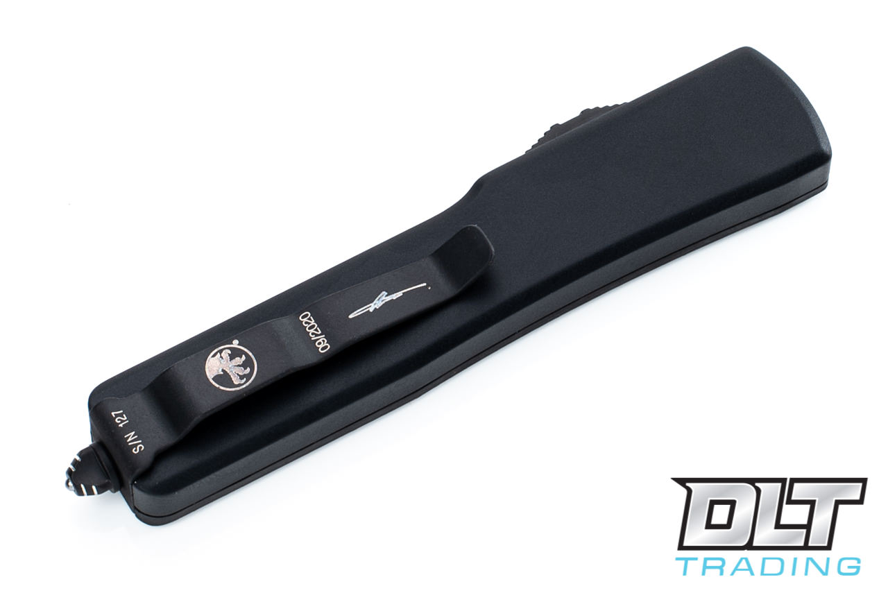 Microtech UTX-70 T/E - Carbon Fiber - Damascus Blade - Signature