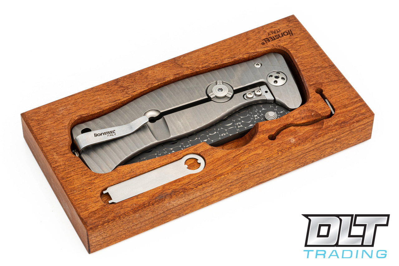 LionSteel SR1 - Grey Titanium - Chad Nichols Lizard Damascus - DLT